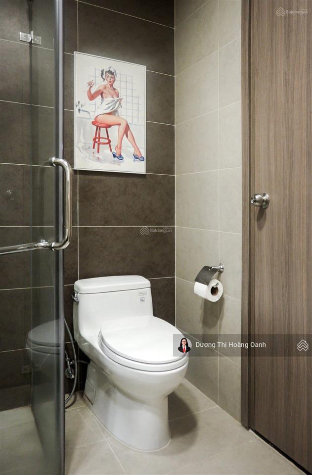 5,5 tỷ (sổ hồng), 1pn 1wc, năng suất thuê tốt, mt bến vân đồn,  0938 231 ***