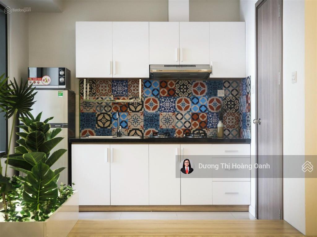 5,5 tỷ (sổ hồng), 1pn 1wc, năng suất thuê tốt, mt bến vân đồn,  0938 231 ***