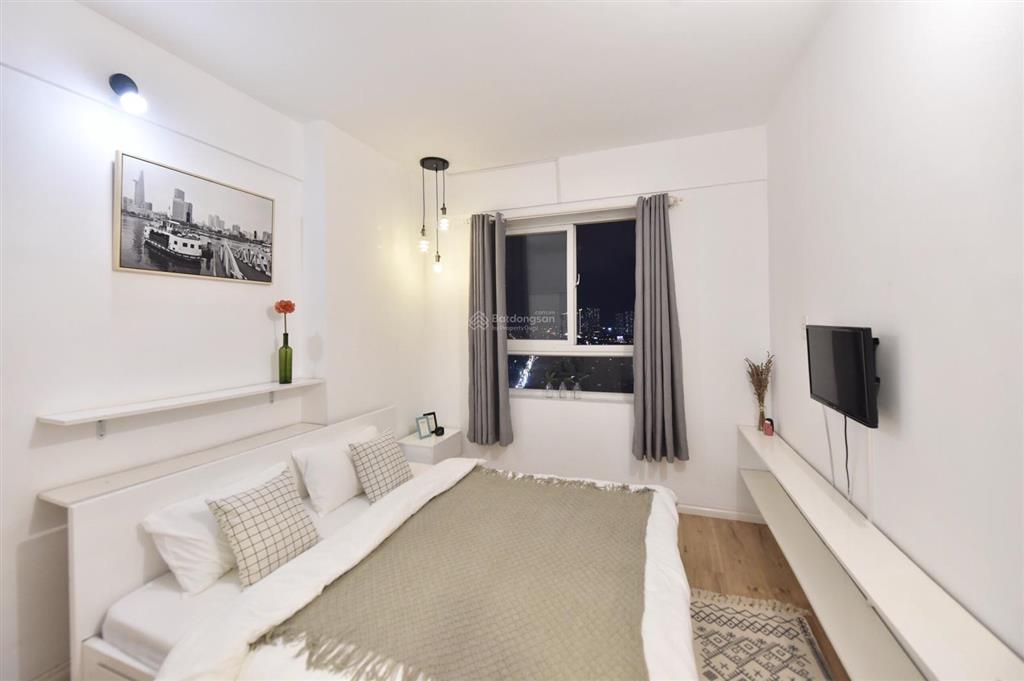 Ch copac, 84m2 view thành phố, 2pn thoáng, full kính phòng ngủ, full nt, tầng cao