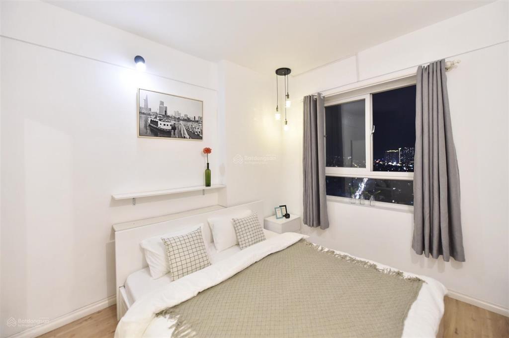 Ch copac, 84m2 view thành phố, 2pn thoáng, full kính phòng ngủ, full nt, tầng cao