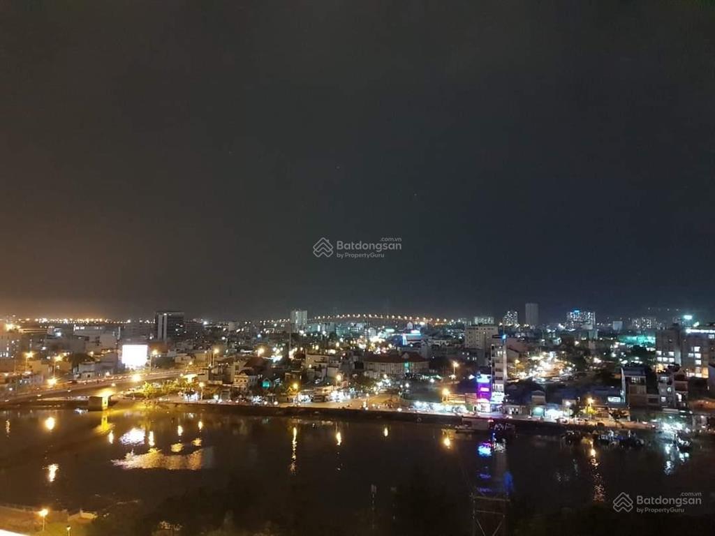 109m2, 3 ban công, giữ trung tâm sài gòn, thức dậy bên sông, gió đông hiền hoà, ở ngay, còn gì bằng