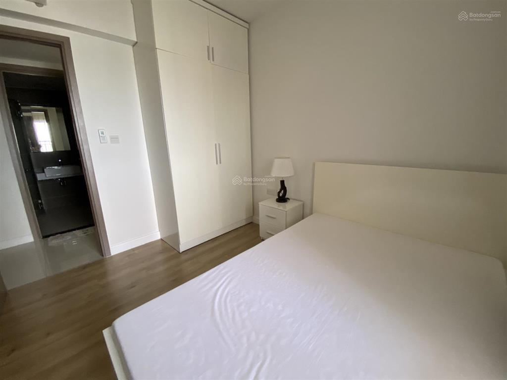 Gấp bán, ch ở trung tâm, sổ hồng 78m2, ngay công viên khánh hội, 5 phút đến bitexco, mt bến vân đồn