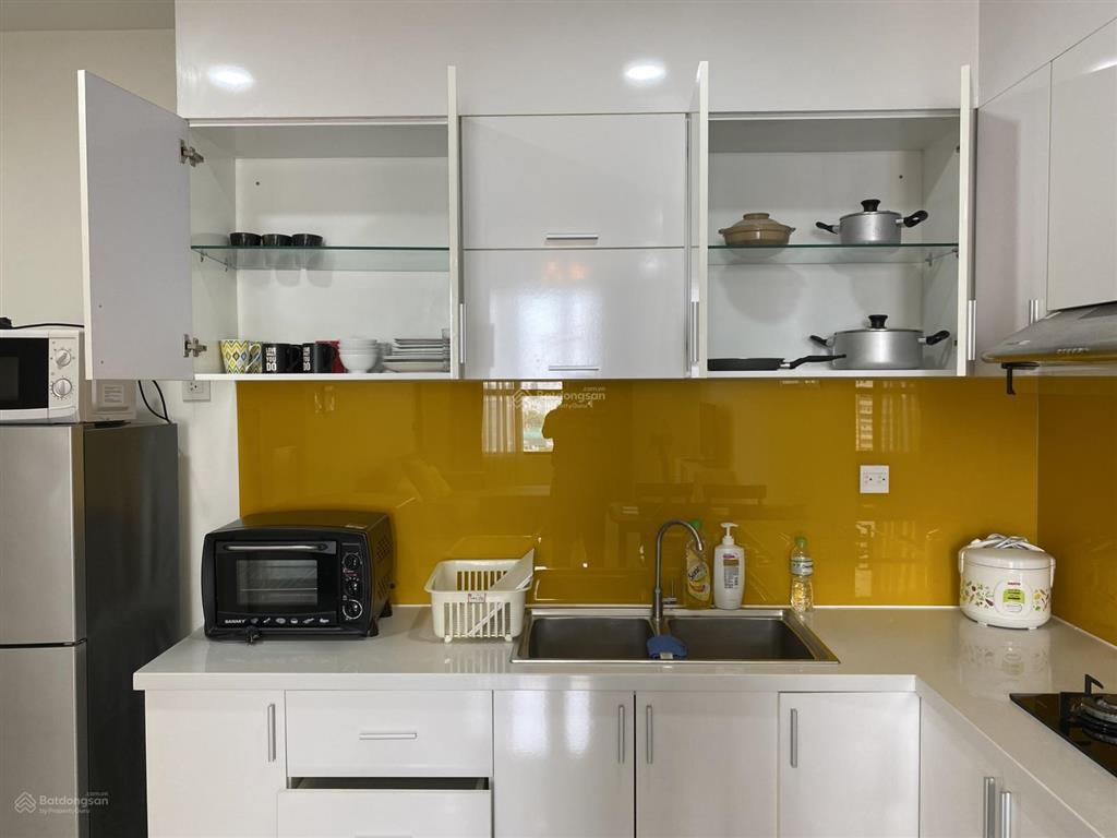Gấp bán, ch ở trung tâm, sổ hồng 78m2, ngay công viên khánh hội, 5 phút đến bitexco, mt bến vân đồn