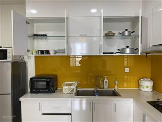 Gấp bán, ch ở trung tâm, sổ hồng 78m2, ngay công viên khánh hội, 5 phút đến bitexco, mt bến vân đồn
