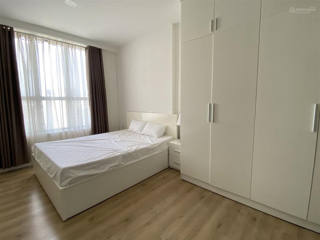 Gấp bán, ch ở trung tâm, sổ hồng 78m2, ngay công viên khánh hội, 5 phút đến bitexco, mt bến vân đồn