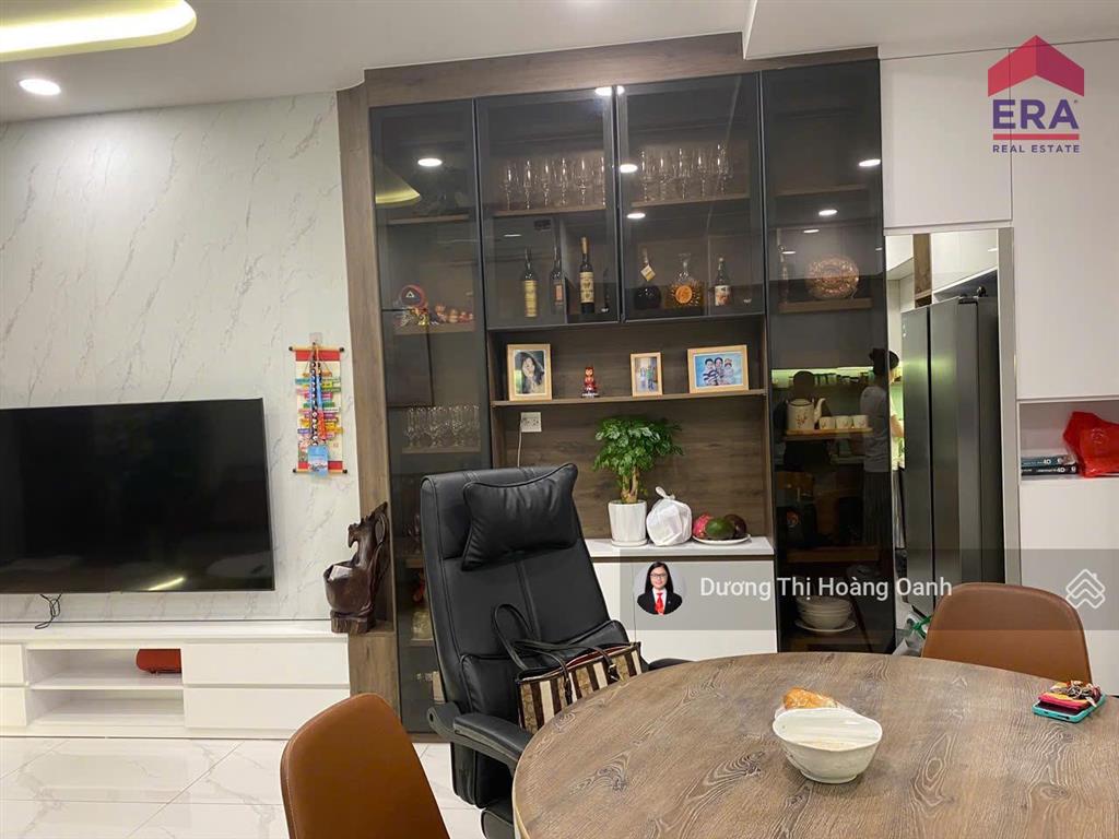 Căn góc, nội thất cao cấp, view sông, sala, 3pn, mt bến vân đồn, giáp phố tài chính q1, ở ngay