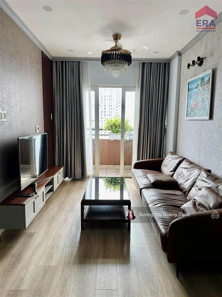 Bán orient 75m2, mt bến vân đồn, đã cải tạo, ở ngay, ngay trung tâm, sổ hồng, kênh tàu hủ, đông đúc