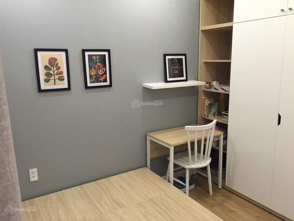 Bán gấp 2pn galaxy 9, view sông, 5,8 tỷ (sổ hồng), tầng cao, liền kề bến vân đồn, 5 phút đến q1