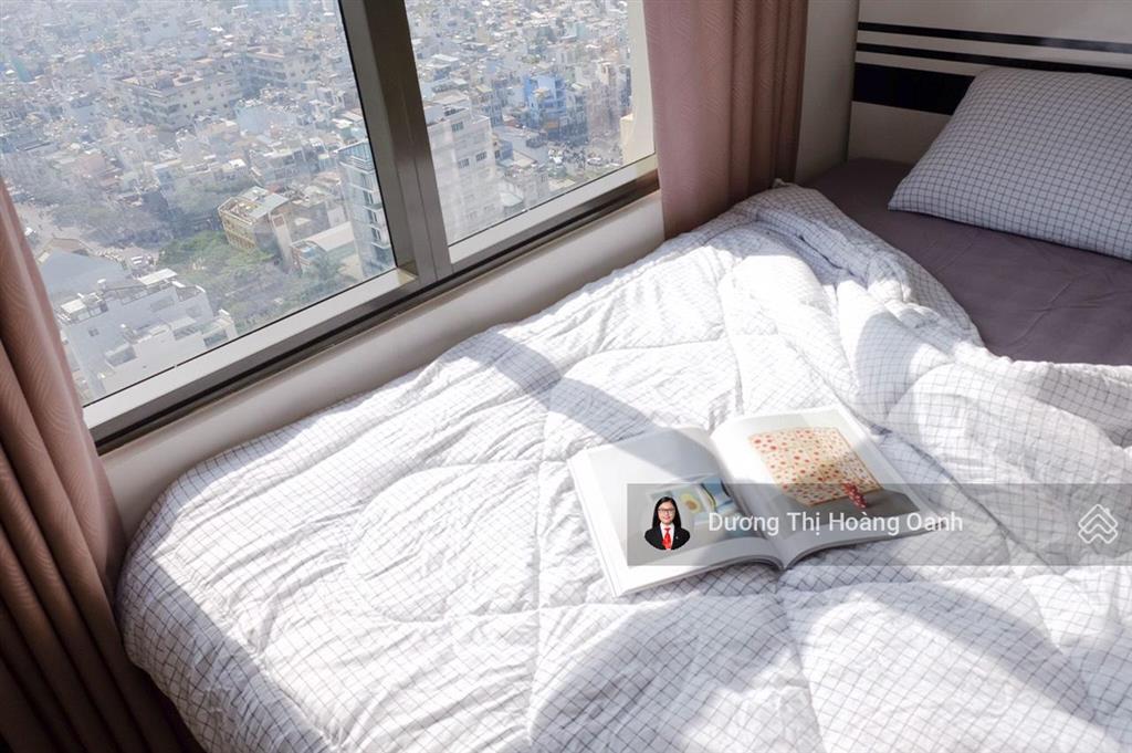 Từ 7 tỷ 2pn, bến vân đồn, sổ hồng, 79m2, bước bộ đến trung tâm, tầng cao, gần sông sg, đại học luật