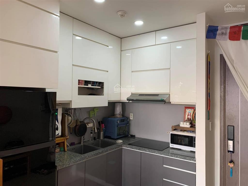 Bán gấp galaxy 9, 68m2, 6 tỷ (sổ hồng), full nội thất, ngay bến vân đồn,  0938 231 ***