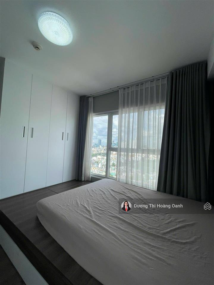 Ch quận 4, sổ hồng, 122m2, 11,5 tỷ, full nội thất, bến vân đồn, dân cư hiện hữu, 5p đến bến thành