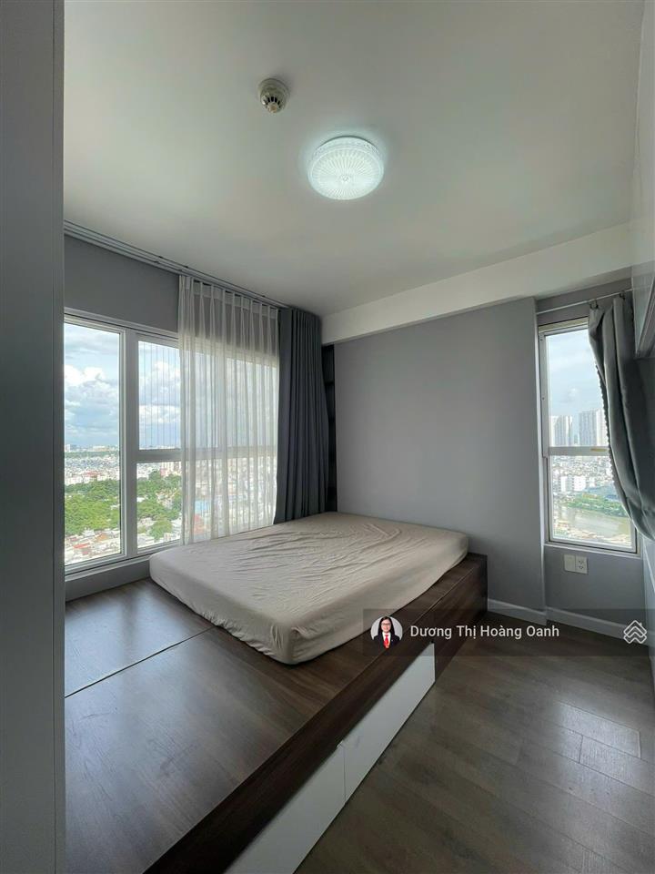 Ch quận 4, sổ hồng, 122m2, 11,5 tỷ, full nội thất, bến vân đồn, dân cư hiện hữu, 5p đến bến thành