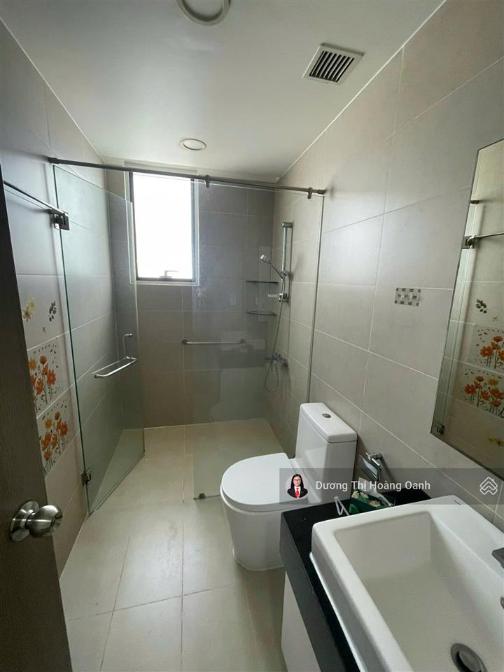 Ch quận 4, sổ hồng, 122m2, 11,5 tỷ, full nội thất, bến vân đồn, dân cư hiện hữu, 5p đến bến thành