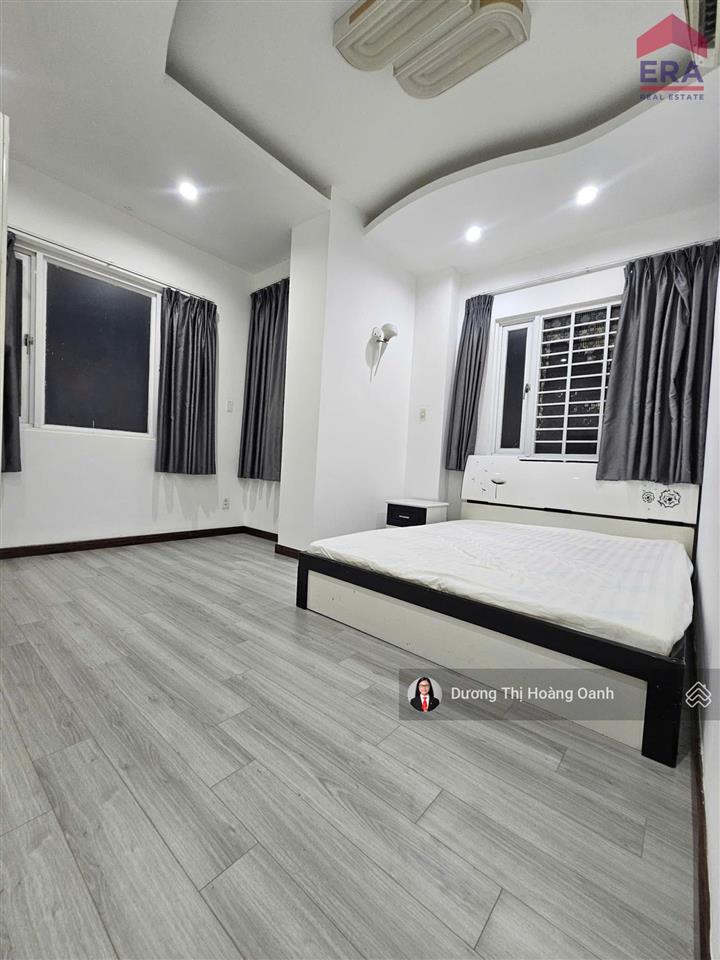 Căn hộ sổ hồng, mt bến vân đồn, 82m2, 5,5 tỷ full nt, ban công lớn, sàn 8 căn, 3 phút đến tt