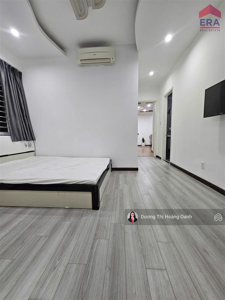 Căn hộ sổ hồng, mt bến vân đồn, 82m2, 5,5 tỷ full nt, ban công lớn, sàn 8 căn, 3 phút đến tt