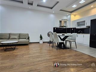 Căn hộ sổ hồng, mt bến vân đồn, 82m2, 5,5 tỷ full nt, ban công lớn, sàn 8 căn, 3 phút đến tt