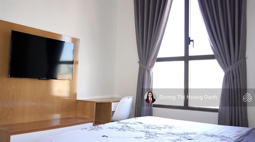3pn lớn nhất, view bến vân đồn, 3pn 2wc nội thất đẹp, 10,5 tỷ (sổ hồng), đi bộ đến q1, 0938 231 ***