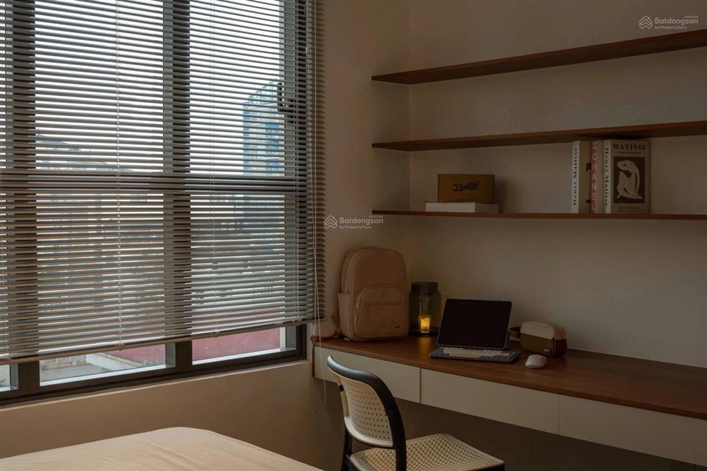 Icon 56, view bến nghé, 3pn 2wc nội thất cơ bản, (sổ hồng), bước bộ đến q1  0938 231 ***
