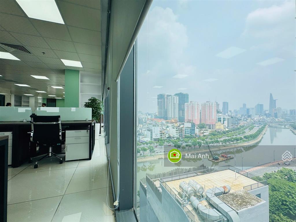 Văn phòng 250m2 bến vân đồn, quận 4 | view trực diện bitexco | sẵn nội thất văn phòng | 115 triệu