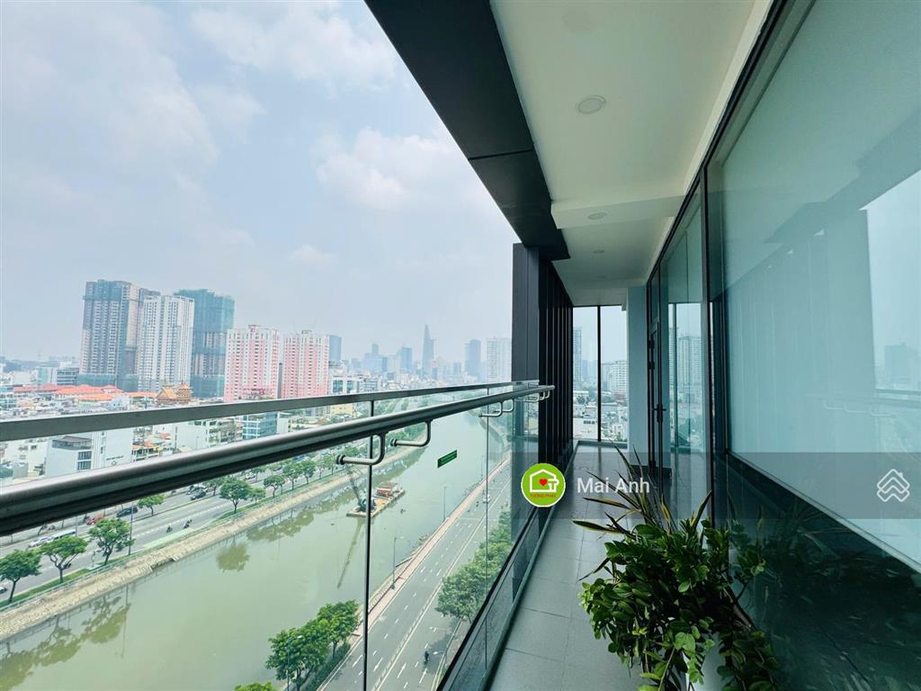Văn phòng 250m2 bến vân đồn, quận 4 | view trực diện bitexco | sẵn nội thất văn phòng | 115 triệu