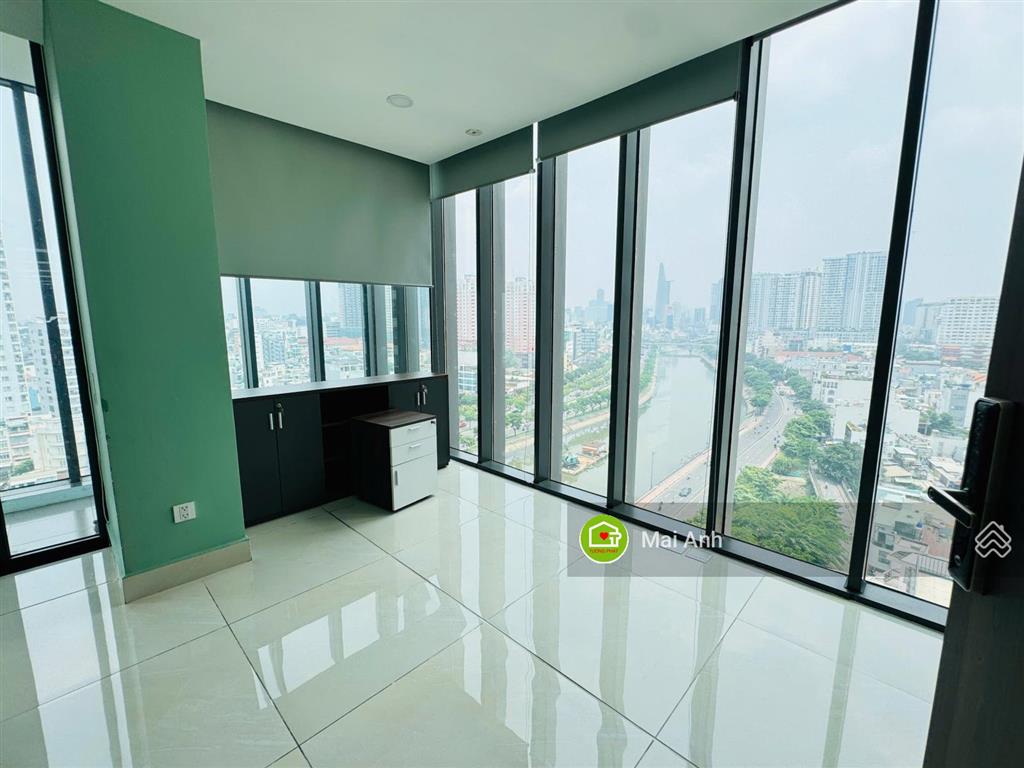 Văn phòng 250m2 bến vân đồn, quận 4 | view trực diện bitexco | sẵn nội thất văn phòng | 115 triệu