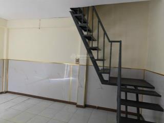 Nhà trệt lầu. dt 6x4m=1,98tỷ. đường thống nhất phường 16 gv