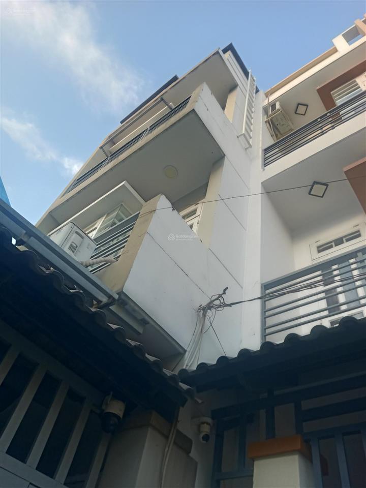Nhà trệt 2lầu đúc, sân thượng. giá5,1tỷ. đường thống nhất , p.16, gv.