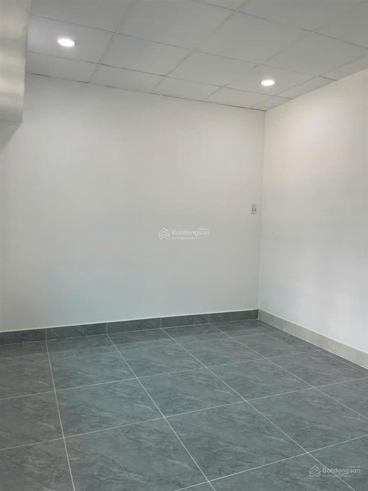 Chủ giảm 4,4tỷ3,8tỷ. nhà mới ở liền, trệt lầu. dt 4,5x10m=3,8tỷ.chốt. đường số 7, phường 3 gv.