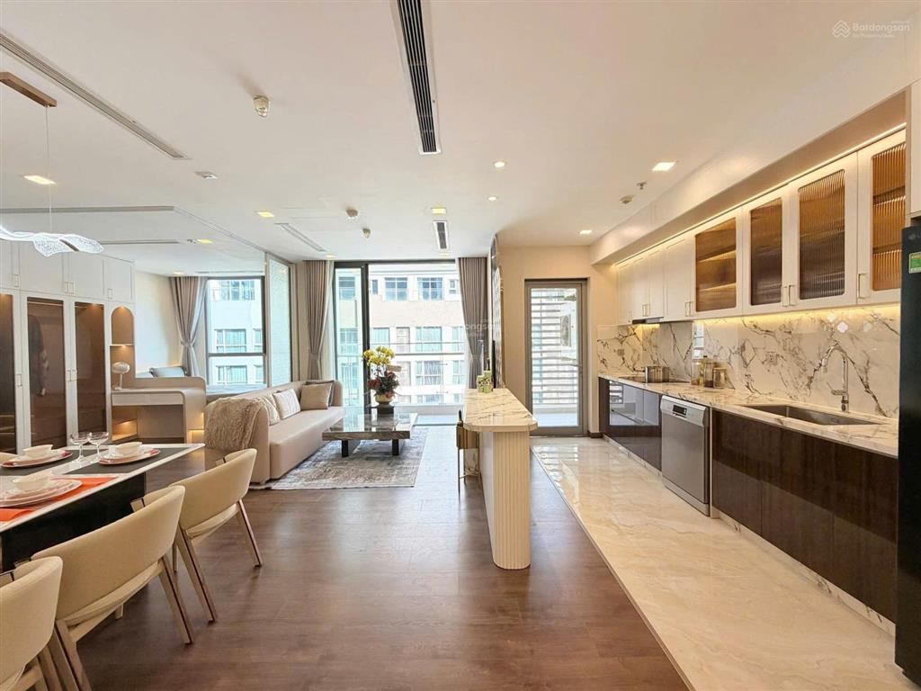 Bán gấp cc 3pn, 2wc, 118m2 tại vinhomes central park, 15,5 tỷ vnd
