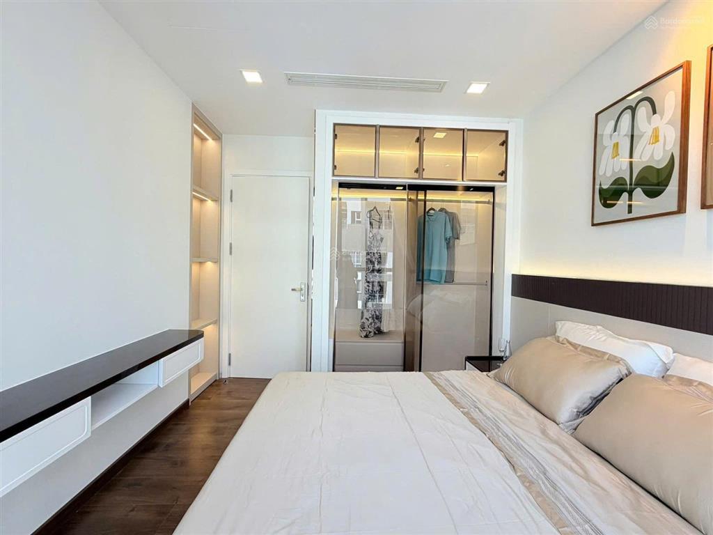 Bán gấp cc 3pn, 2wc, 118m2 tại vinhomes central park, 15,5 tỷ vnd