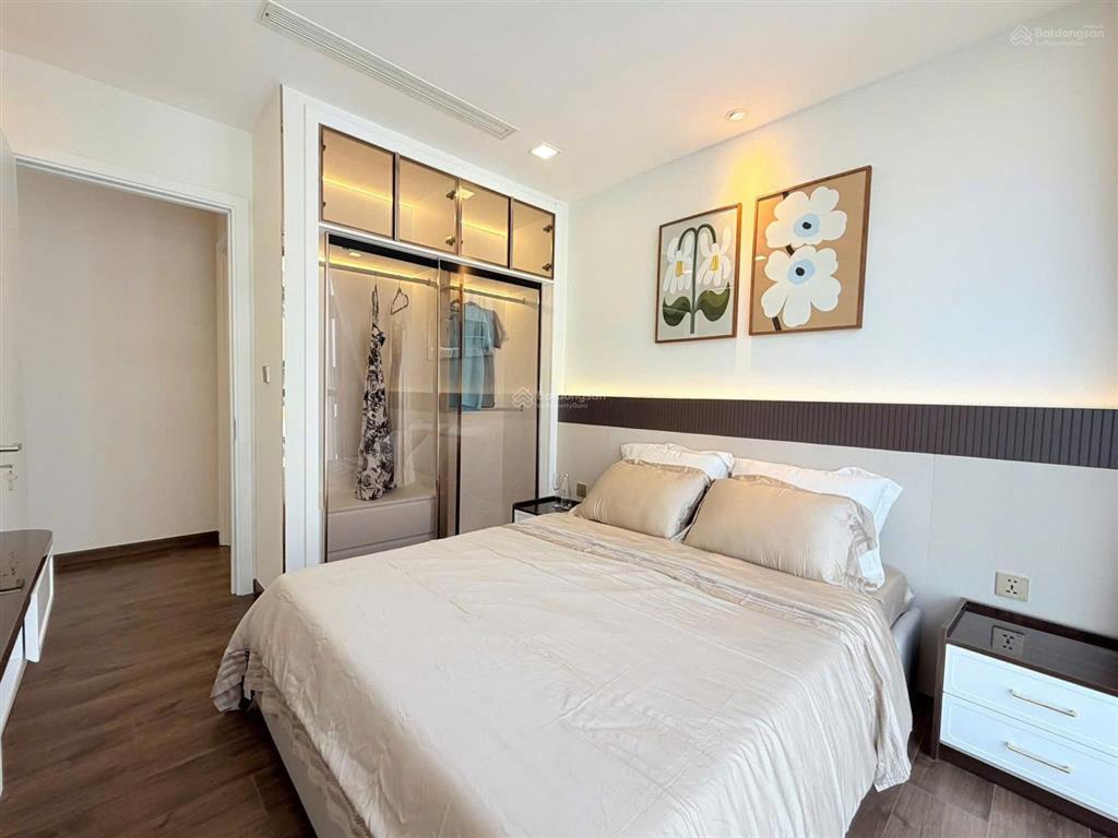 Bán gấp cc 3pn, 2wc, 118m2 tại vinhomes central park, 15,5 tỷ vnd