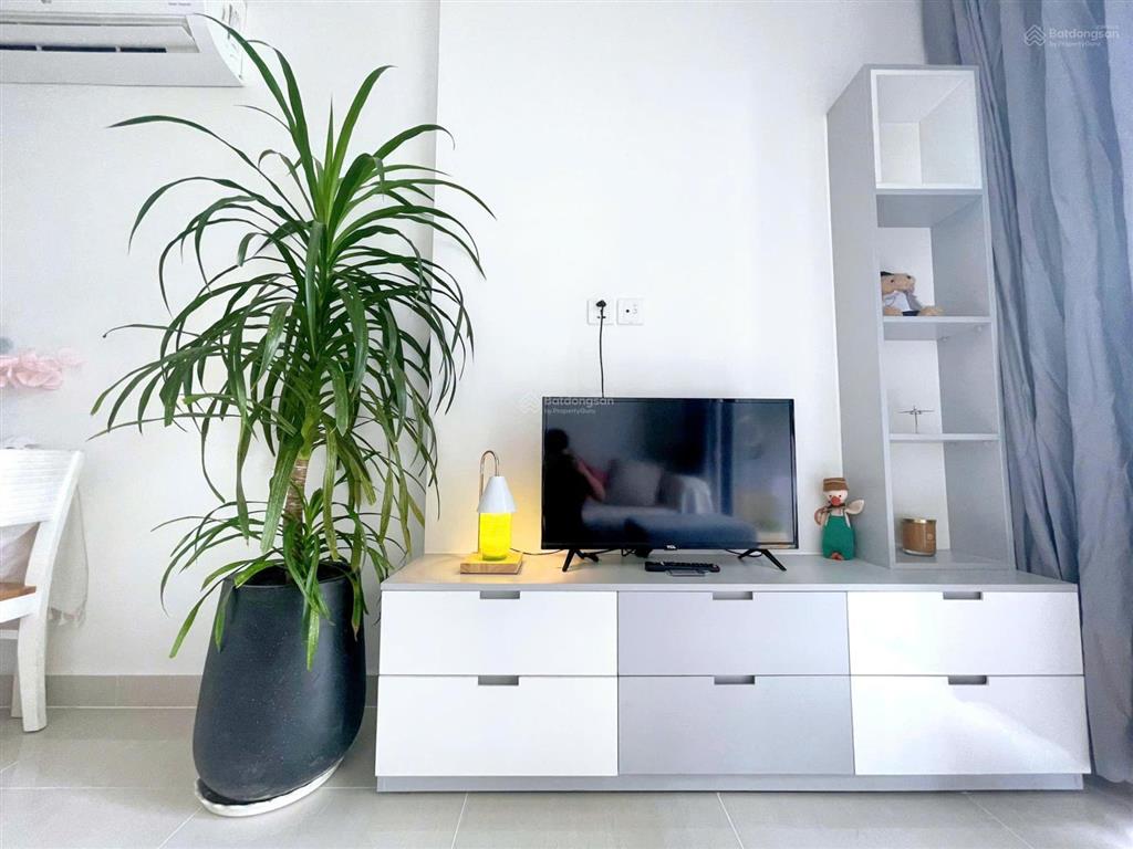 Bán căn 2pn full nội thất thuế phí 2.880tỷ