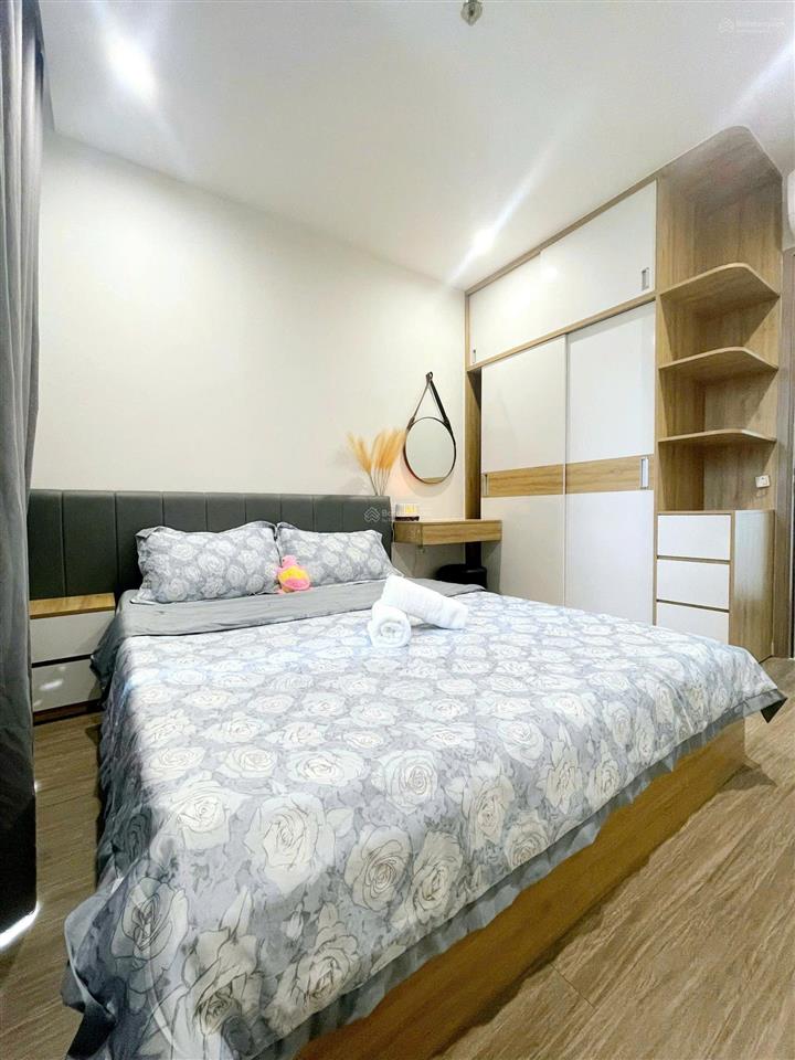 Bán căn 2pn full nội thất thuế phí 2.880tỷ