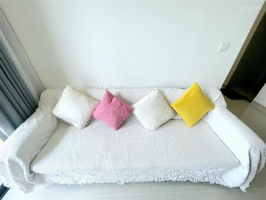 Bán căn 2pn full nội thất thuế phí 2.880tỷ