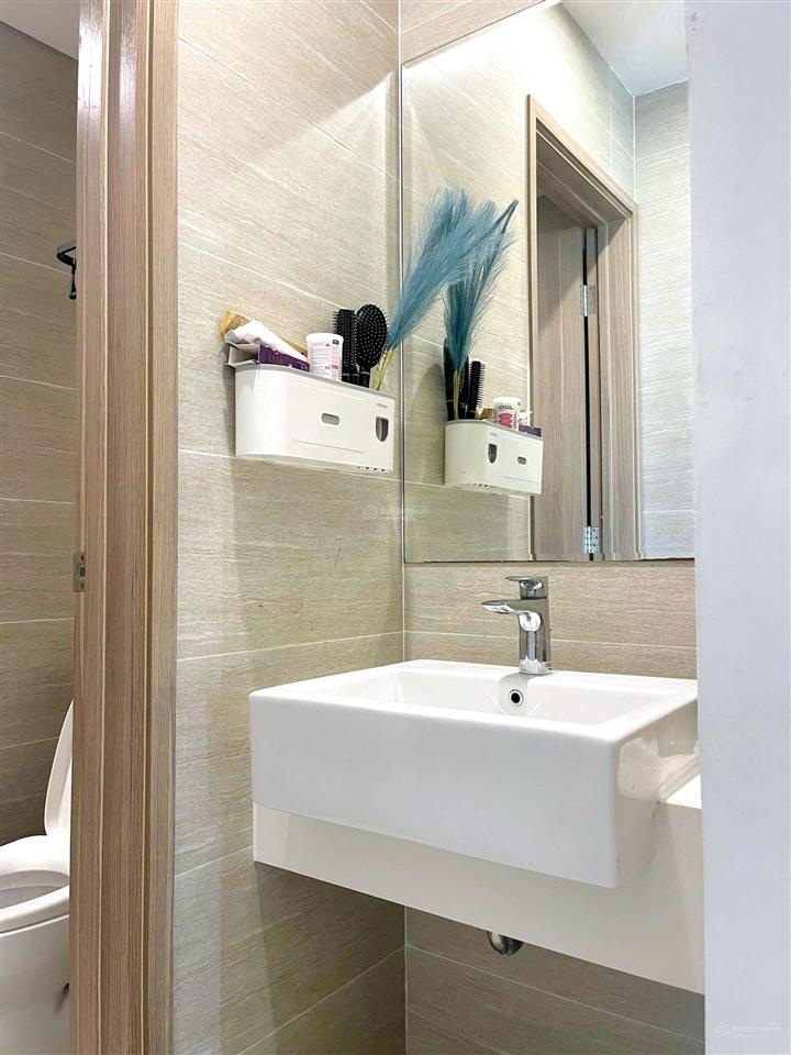 Bán căn 2pn full nội thất thuế phí 2.880tỷ