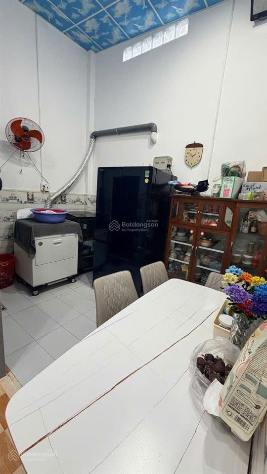 Bán nhà cấp 4 sân ô tô 2 phòng ngủ mặt tiền dx 22 tân định (cũ)