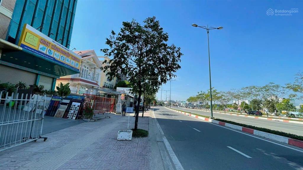 Chính chủ bán 7400m2 mt phạm văn đồng thủ đức giá 300 tỷ