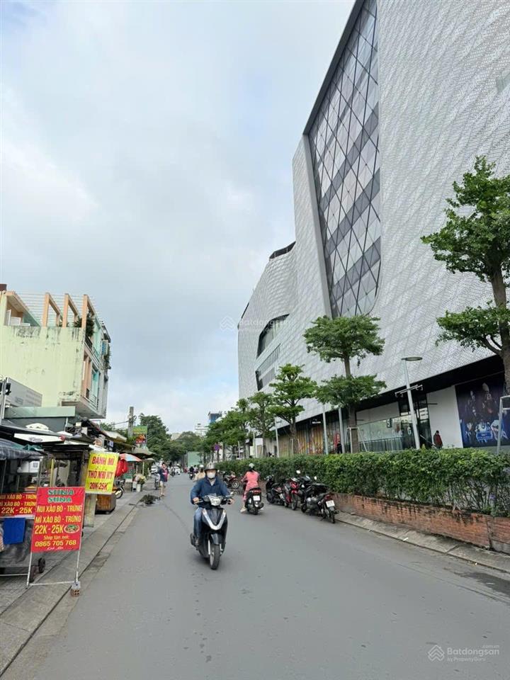 Bán đất mt 10x32 xây cao tầng, đường 20, hbc kế tttm gigamail.giá 60 triêu/m2. thủ đức