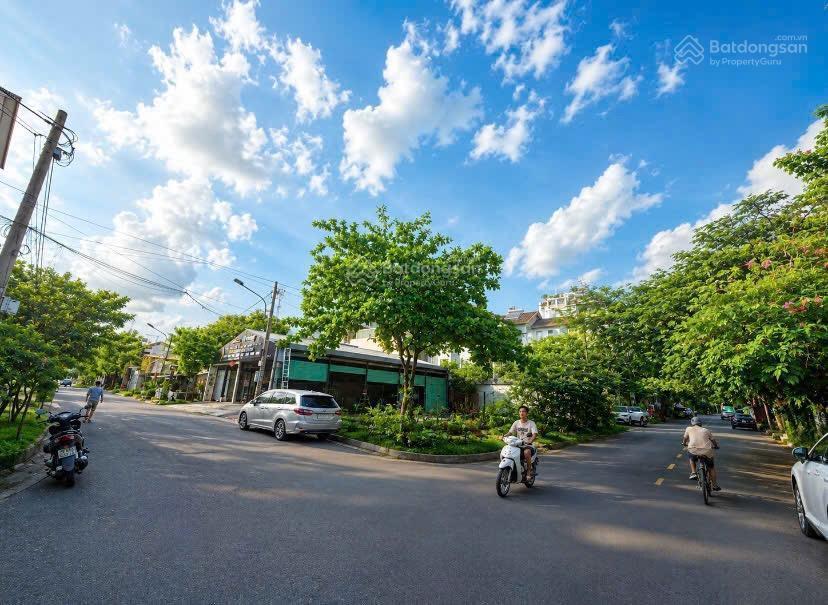 Hàng hiếm ( 12x20) góc 2 mt đường 10.hbc view lamar81 siêu đep giá 33.9 tỷ