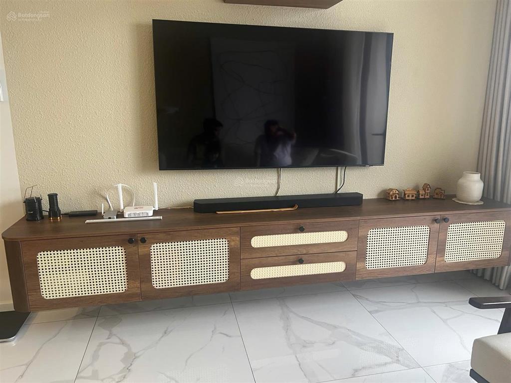 Cho thuê căn full nội thất giá 11 triệu/tháng ở liền 0938 893 *** xem nhà ạ