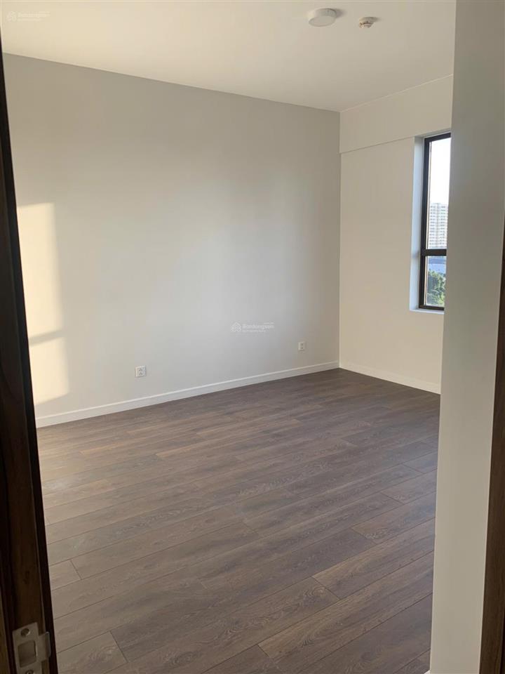 Bán căn view hồ bơi như hình giá siêu tốt căn 2pn 2wc 87,2m2 call 0938 893 ***
