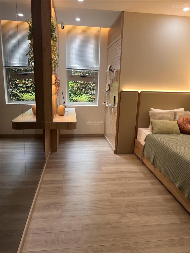 Chủ gửi bán căn 2pn2wc 70m2 view ban công đông bắc giá chênh tốt  0938 893 ***
