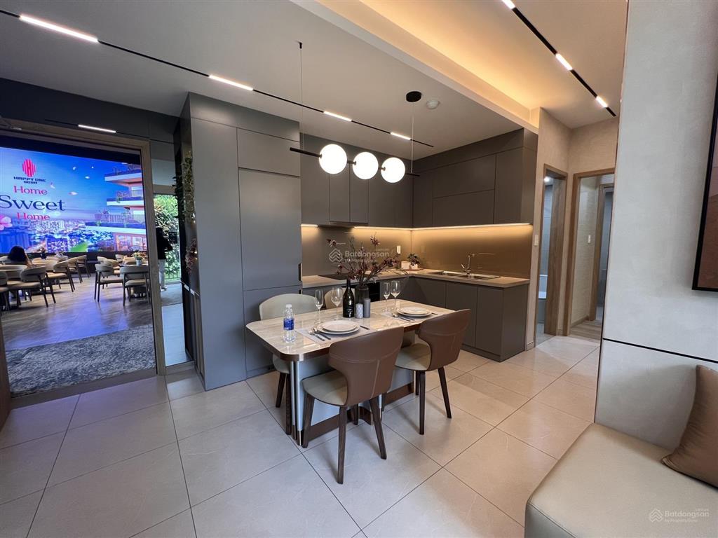 Chủ gửi bán căn 2pn2wc 70m2 view ban công đông bắc giá chênh tốt  0938 893 ***