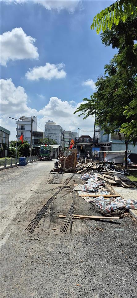Bán lô đất đường an phú đông 12 vào 1/