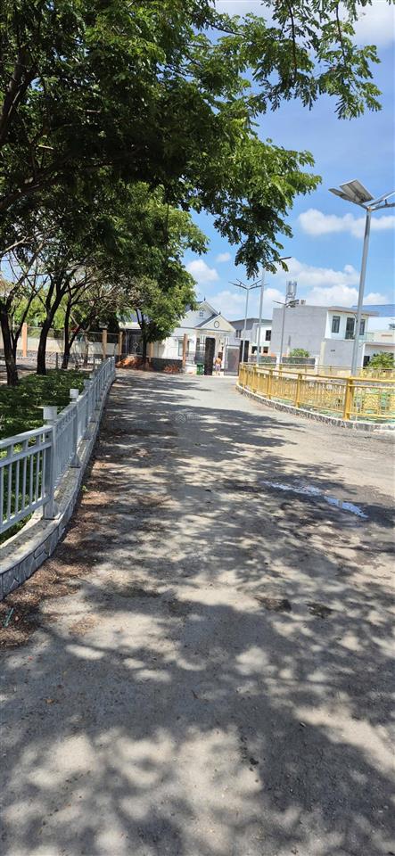 Bán lô đất đường an phú đông 12 vào 1/