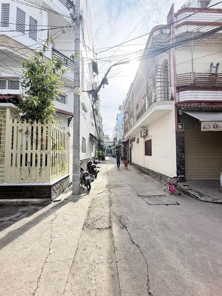 Siêu phẩm hẻm 8m căn góc 4 lầu ngay trung tâm bàu cát sầm uất  dân trí cao  tiện ích bủa vây