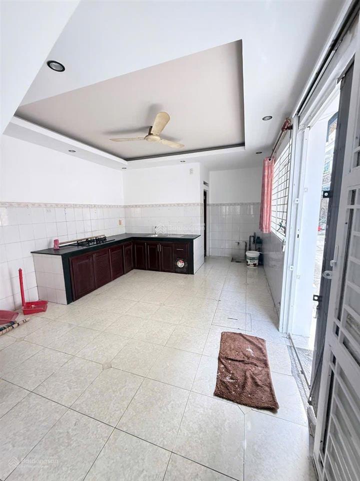 Siêu phẩm hẻm 8m căn góc 4 lầu ngay trung tâm bàu cát sầm uất  dân trí cao  tiện ích bủa vây