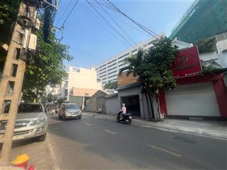 Căn nhà hẻm xe tải lạc long quân, p9, tân bình. dt 3.85x13m, 2 lầu, giá 8.9 tỷ