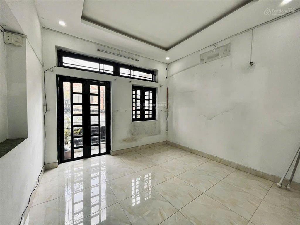 Hẻm xe hơi cách mạng tháng 8, phường 5, tân bình cách mt hoàng sa 70m. dt 60.9m2, 2 lầu, giá 9.2 tỷ