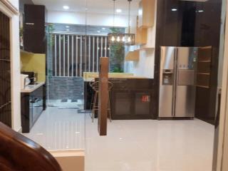 Chỉ 3.95 sở hữu chung cư phú thọ, q11. dt 68m2, 2 pn, cửa sổ thoáng mát, ban công hướng ra coopmart